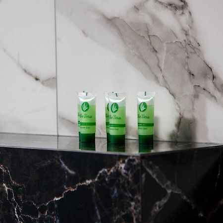 Jolandas Suites Торони Екстериор снимка