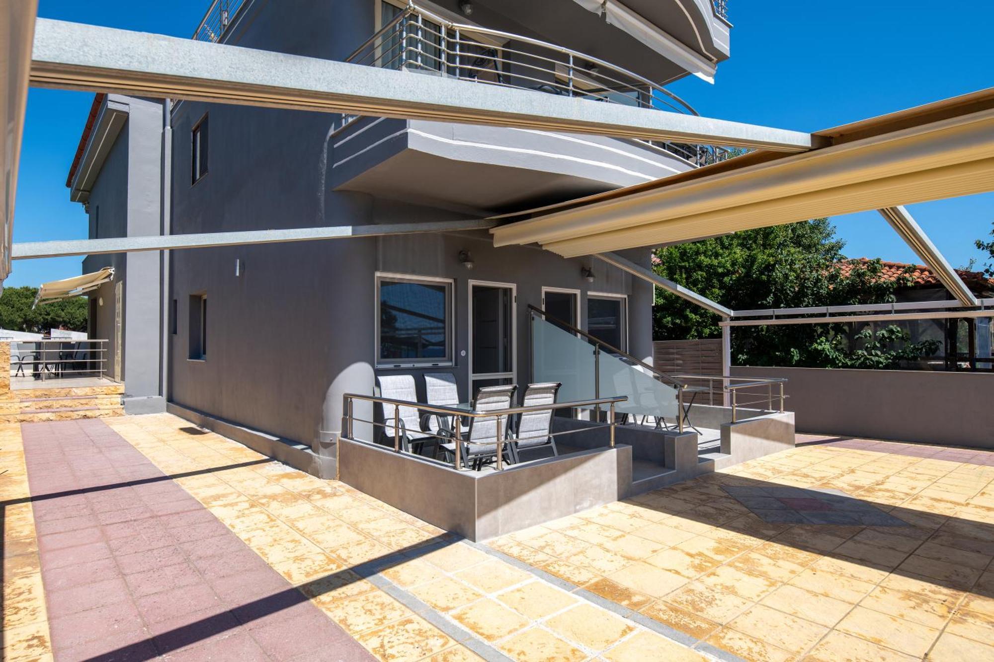 Jolandas Suites Торони Екстериор снимка